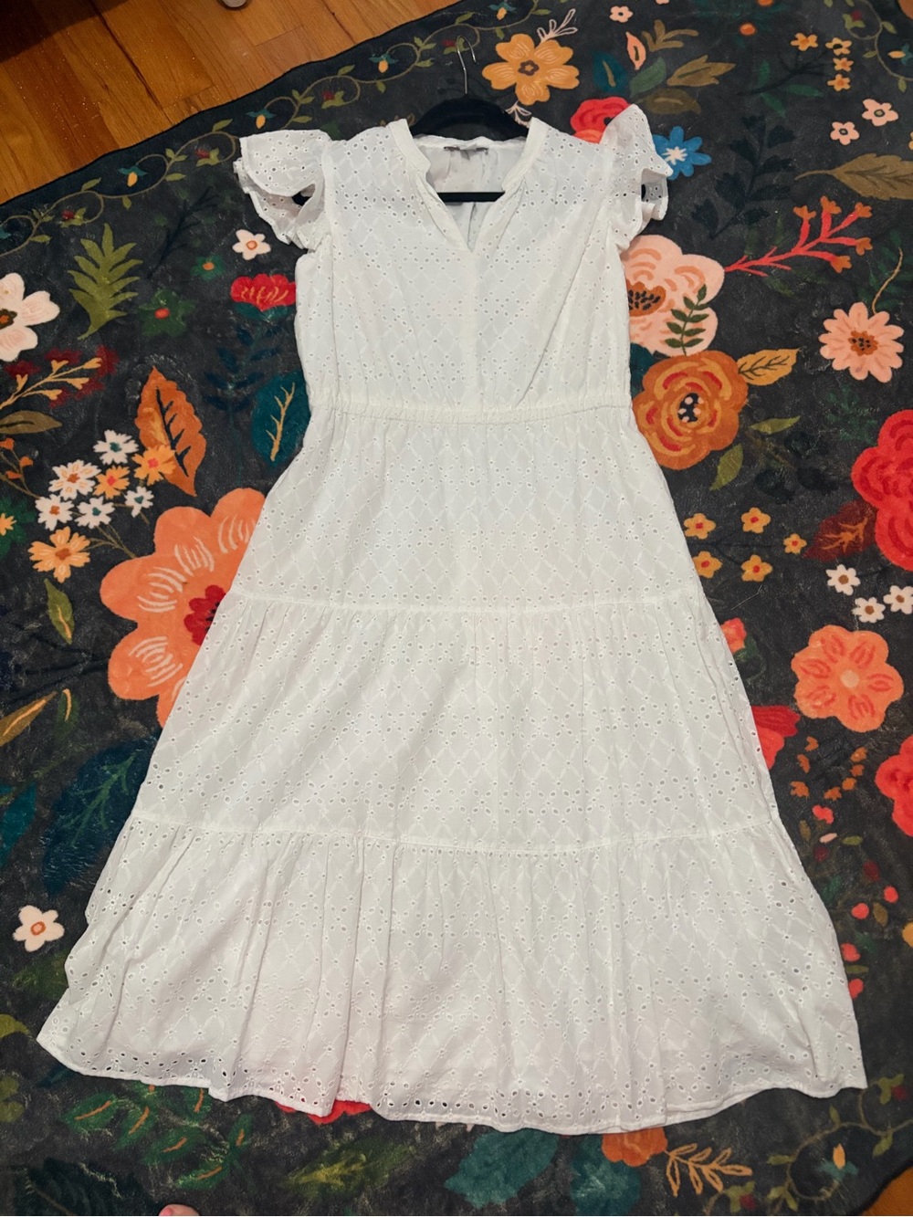 Liz Claiborne White Eyelet Tiered Midi Dress with Flutter Sleeves